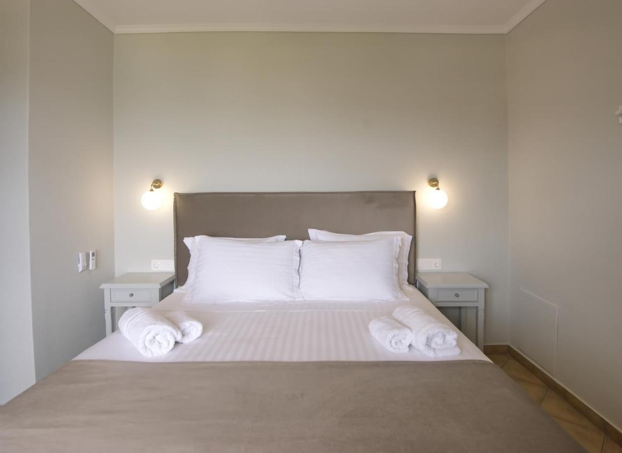 Elpida Apartments Votsi  Екстериор снимка