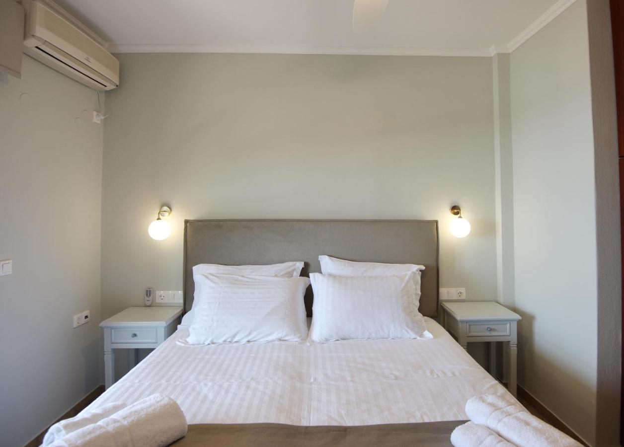 Elpida Apartments Votsi  Екстериор снимка